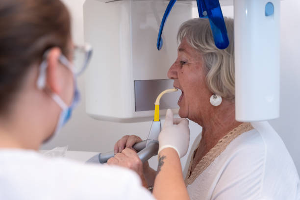 Best Emergency Root Canal Treatment in West Dundee, IL